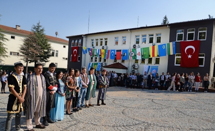 Türk dünyası ezgileri BUÜ’de yankılandı