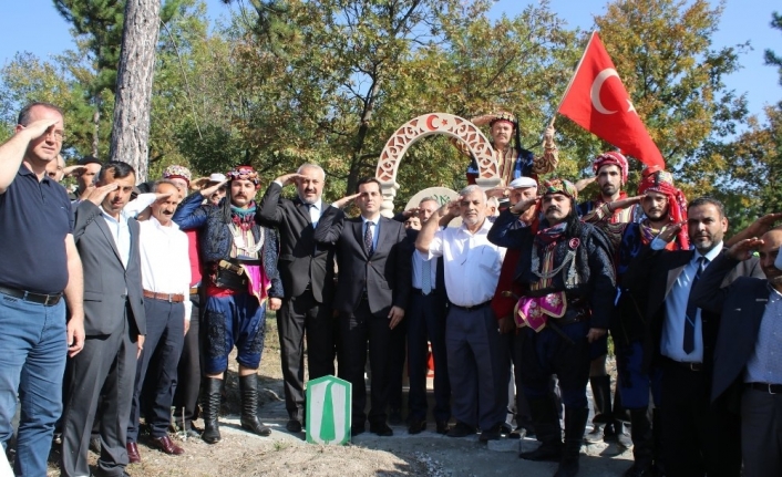 Yunanlılara Bursayı dar eden Canip Efe’nin mezarı yenilendi