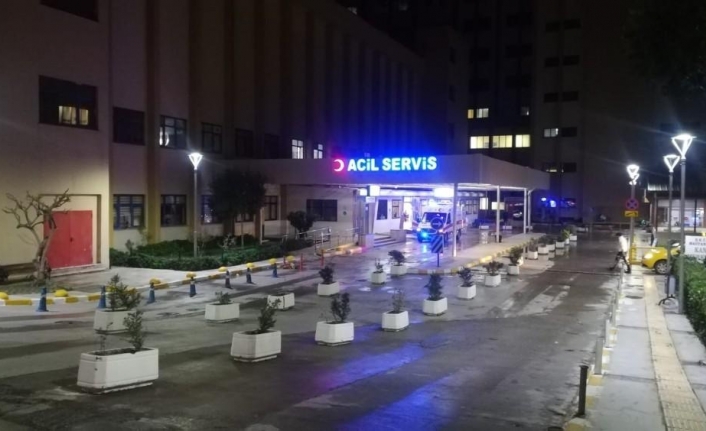 Arnavutluk’taki depremde yaralanan Türk vatandaşı İzmir’e getirildi