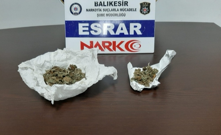 Balıkesir polisi 4 uyuşturucu tacirini yakaladı