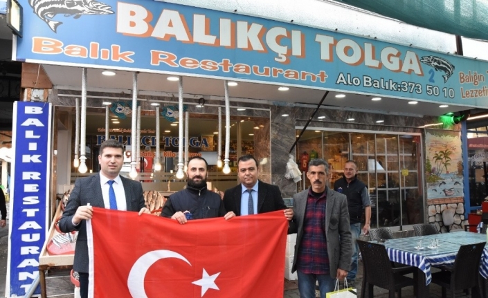 Edremit Belediyesi esnafın yanında