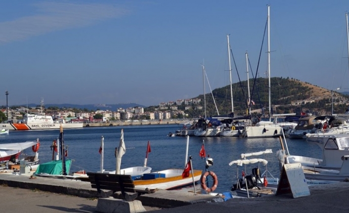 Erdek Yat Limanı iskelesi giriş-çıkışa kapatıldı