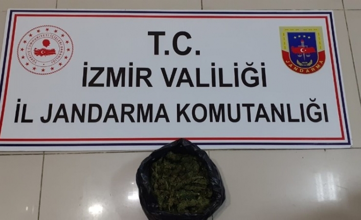 İzmir’de uyuşturucu operasyonu: 2 gözaltı