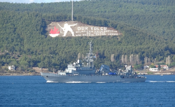 Rus keşif gemisi, Çanakkale Boğazı’ndan geçti