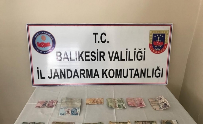 Sındırgı’da fuhuş operasyonu