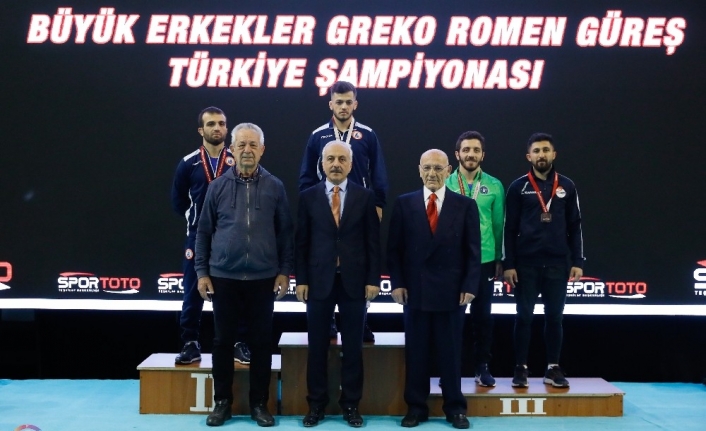 Ahmet Uçar’dan bronz madalya