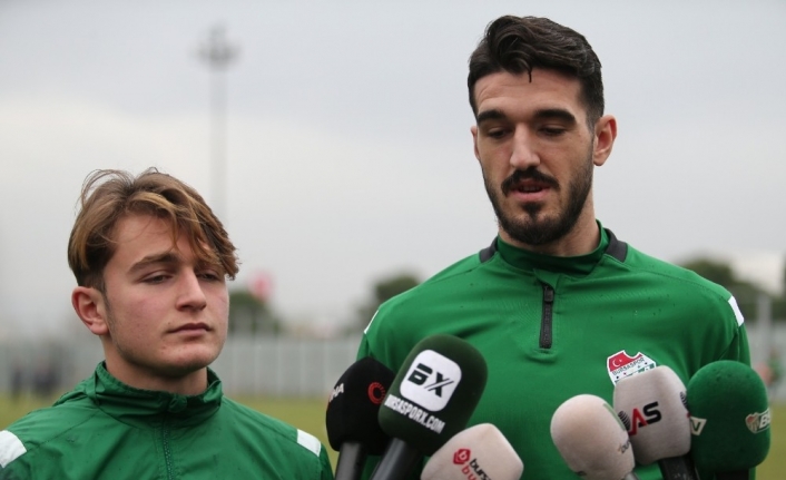 Ali Akman:"Bursaspor’da iyi işler yaparak Avrupa’ya gitmek istiyorum"