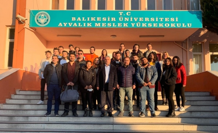 Ayvalık Meslek Yüksekokulu öğrencileri Travel Turkey- İzmir’de.