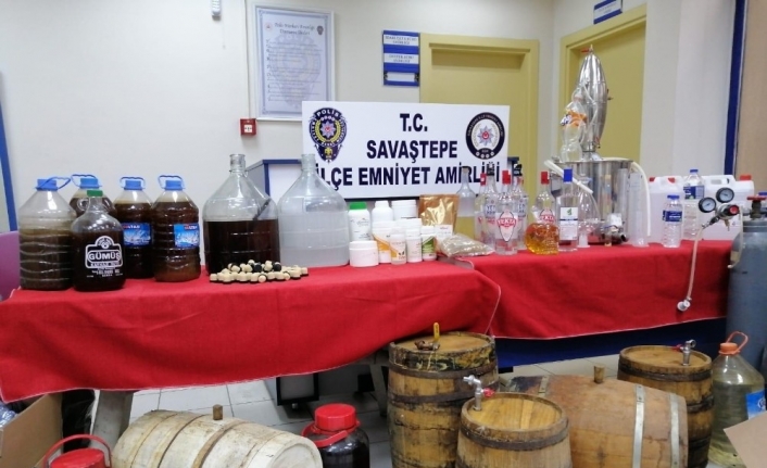 Bağ evini kaçak içki imalathanesi yaptı