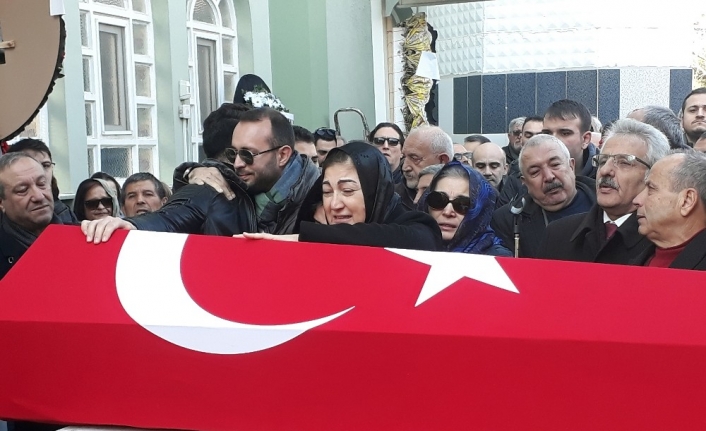 Bir eş için en acı an: Tabutuna sarılarak ağladı