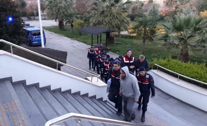 Bursa’da kaçak define avcılarına operasyon: 13 gözaltı