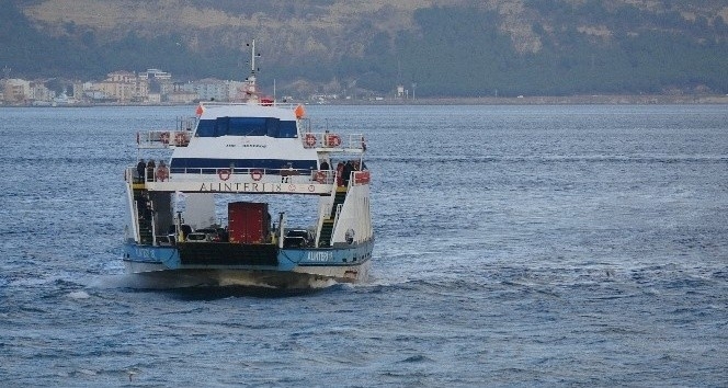 Çanakkale’de bazı feribot seferleri iptal edildi