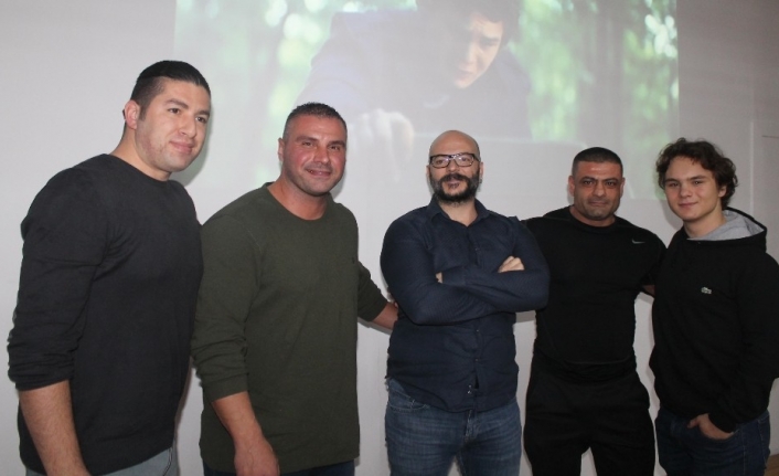 ‘Cep Herkülü: Naim Süleymanoğlu’ filminin başrol oyuncusu Egelilerle buluştu
