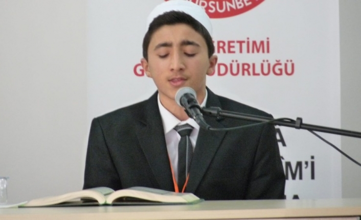 Dursunbey’de Kur’an-ı Kerimi güzel okuma yarışması