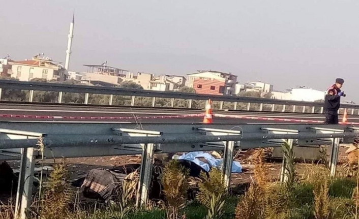 İzmir-İstanbul otobanında feci kaza: 1 ölü, 1 yaralı