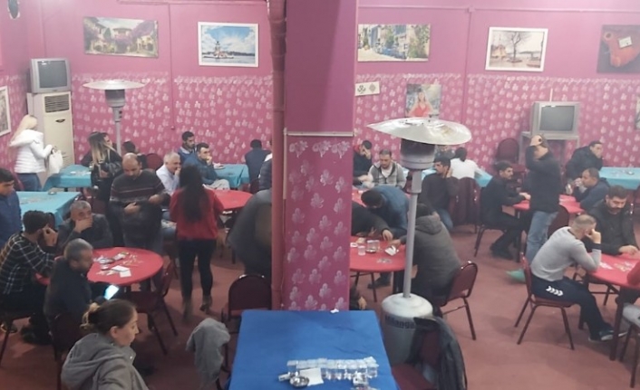İzmir’de 136 kişiye tombala baskını