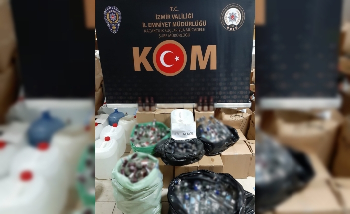 İzmir’de kaçakçılık operasyonları: 4 kişi gözaltında