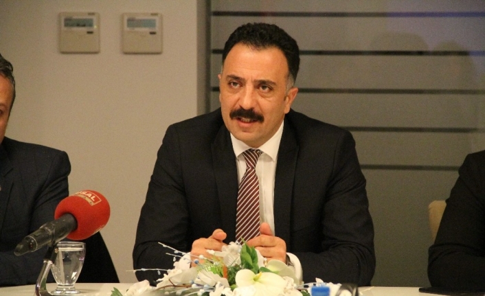 İzmir’de sağlık çalışanları için toplu ulaşımda indirim talebi