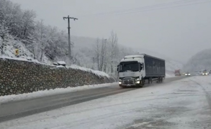 Kardan kapanan Bursa Ankara karayolu bugün açık