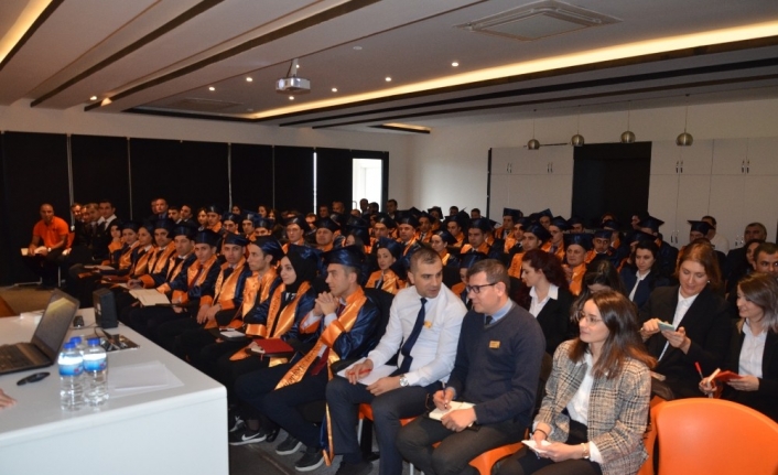 Köfteci Yusuf Akademi geleceğin liderlerini yetiştiriyor