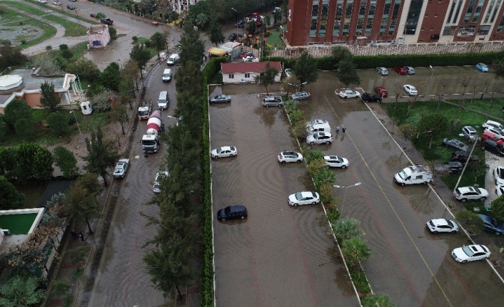 Mavişehir’de sular çekiliyor