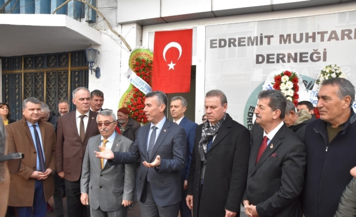 Muhtarlar Derneği Edremit’te açıldı