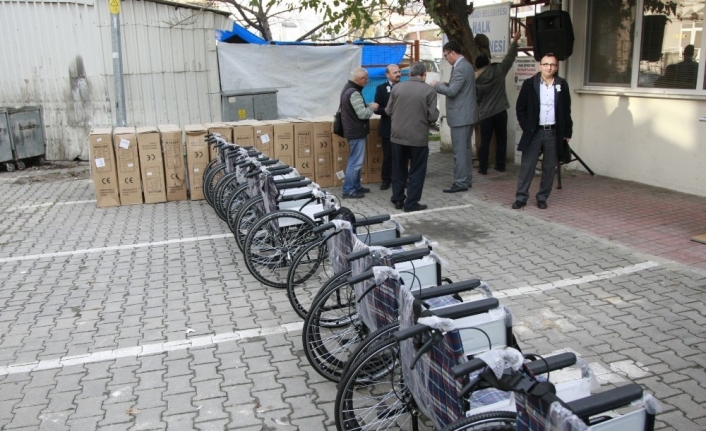 Protokol koltuğu tekerlekli sandalye oldu