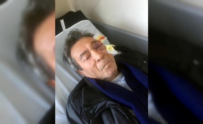 Sağlıkçı yumruk attığı 70 yaşındaki adamı hastanelik etti