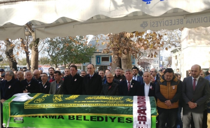Yönetmen Tunç Başaran Bandırma’da toprağa verildi