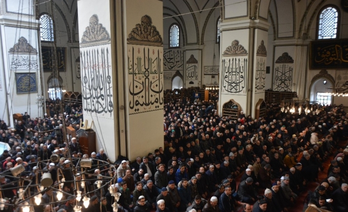 Ali Erbaş: “Deprem bize dünya ve ahiret için uyarıda bulunuyor"