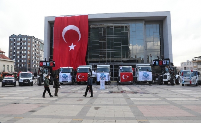 Bandırma Belediyesi 9 aylık tasarrufla 10 yeni araç aldı