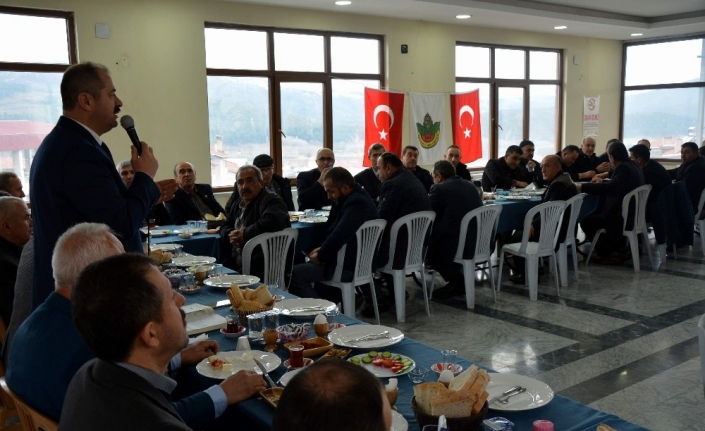 Başkan mahalle muhtarlarıyla buluştu