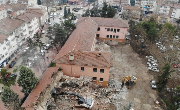 Bursa’da depreme dayanıksız 24 okul yıkılacak