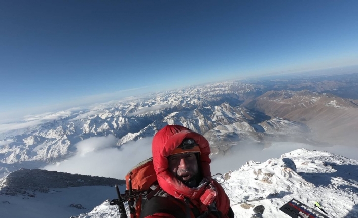 Bursalı dağcı, -45 derecede Avrupa’nın zirvesine tırmandı