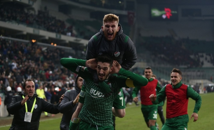 Bursaspor uzatmalarda 9 puan aldı