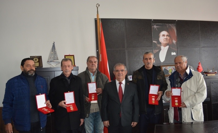 Erdek’te  gazilere "Milli Mücadele" madalyası verildi