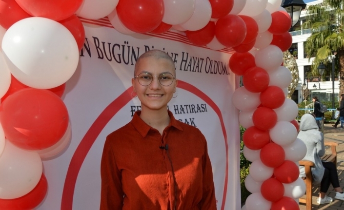 ’Hayat Olabilirsin’ Festivali’nde lenfoma hastası Azra’dan örnek çağrı