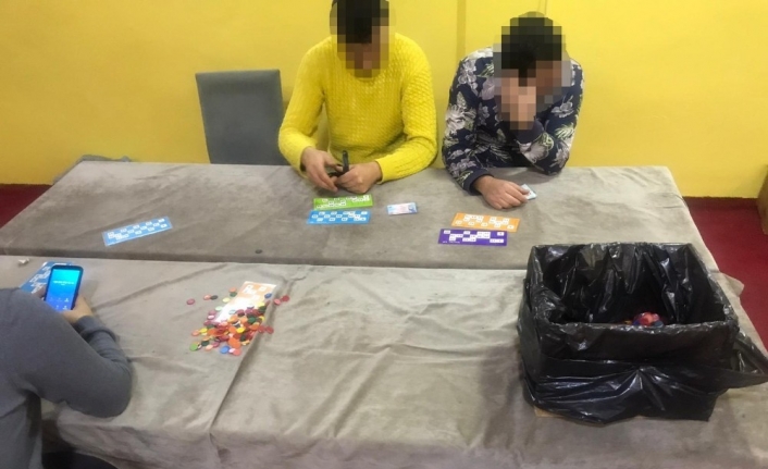 İzmir’de çay ocağına kumar baskını: 18 kişi yakalandı