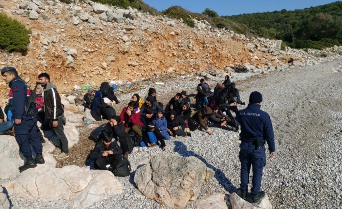 İzmir’de ölüme yolculuğa çıkan 171 göçmen yakalandı