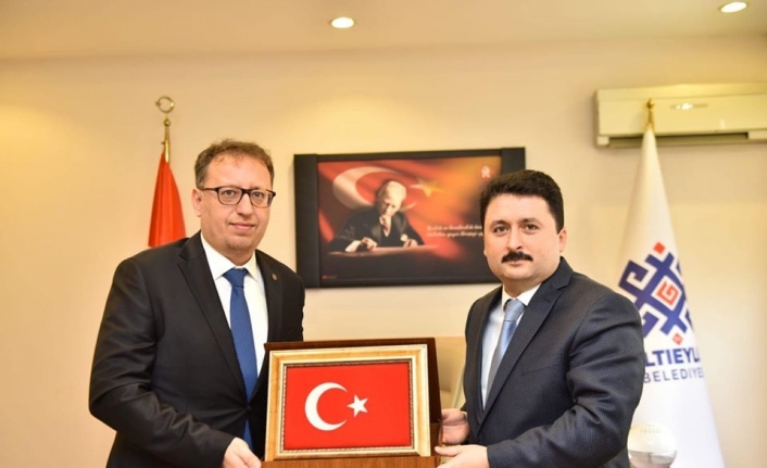 Op. Dr. Feyyaz Çitfçi Altıeylül Belediyesi Başkan Yardımcısı oldu