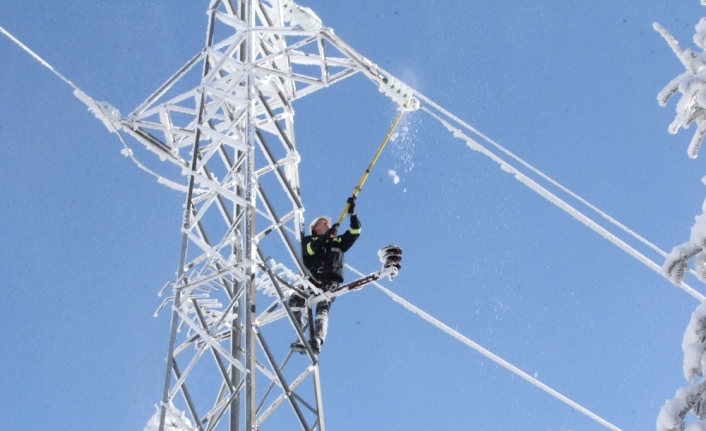 Uludağ’da zorlu mesai