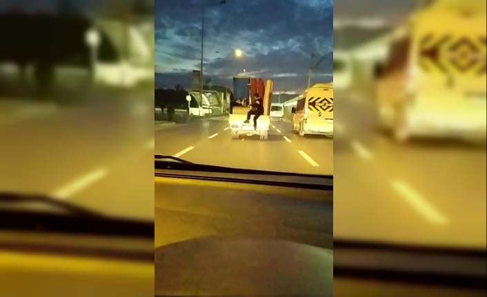 Bursa’da trafikteki tehlikeli yolculuk vatandaşları korkuttu