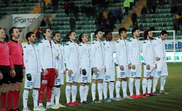 Bursaspor’un Osmanlıspor maç kadrosu belli oldu