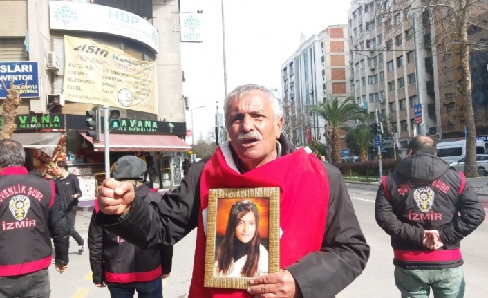Diyarbakır’dan sonra evlat nöbetini İzmir’de sürdürüyor