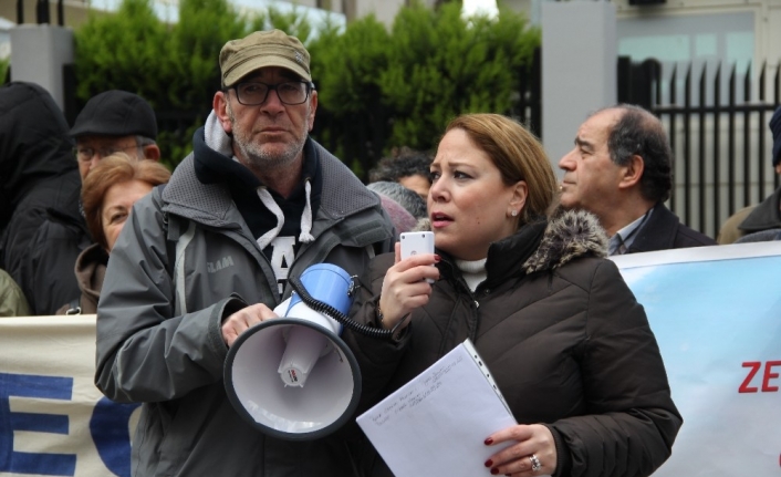 İzmir’de çevrecilerden cüruf toplama alanı tepkisi