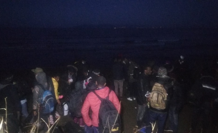 İzmir’den Yunanistan’a mülteci akını