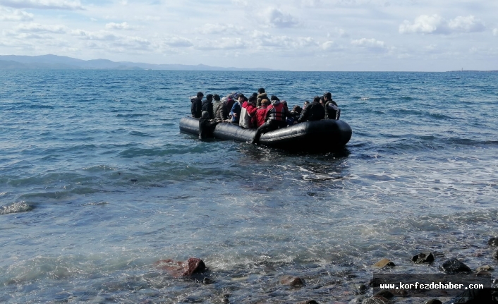 Kapılar açıldı, mülteciler botlarla Midilli Adası’na geçmeye başladı