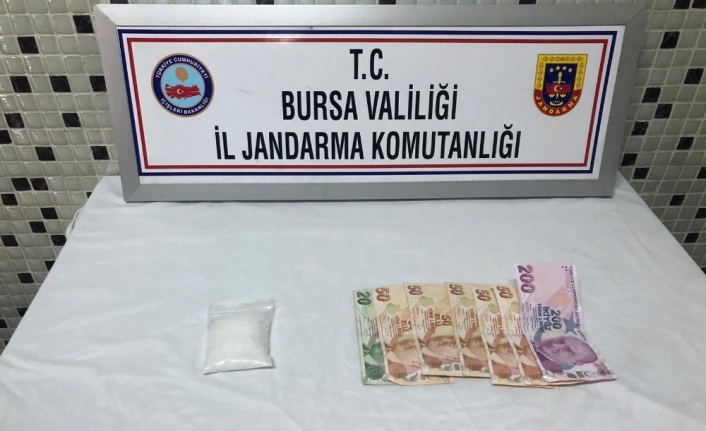 Kovalamaca sonucu yakalanan uyuşturucu satıcısı cezaevinde
