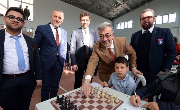 Osmangazi’de satranç heyecanı başladı