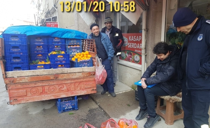 Susurluk’ta kaldırım ve esnaf denetimleri sürüyor